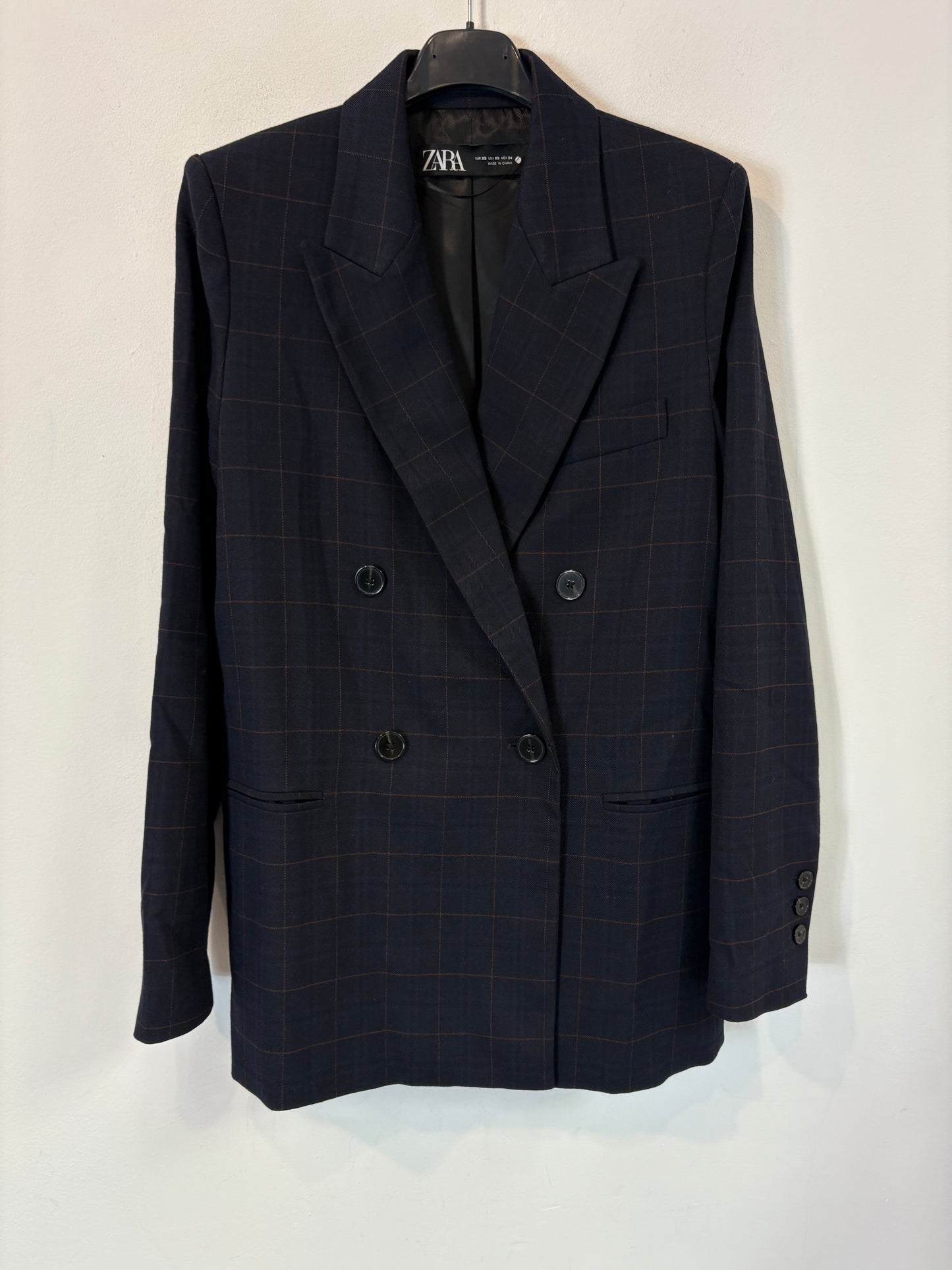 ZARA. Blazer azul marino cuadros