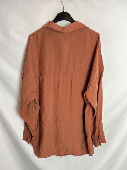 ZARA. Blusa caldero  fluida. T L