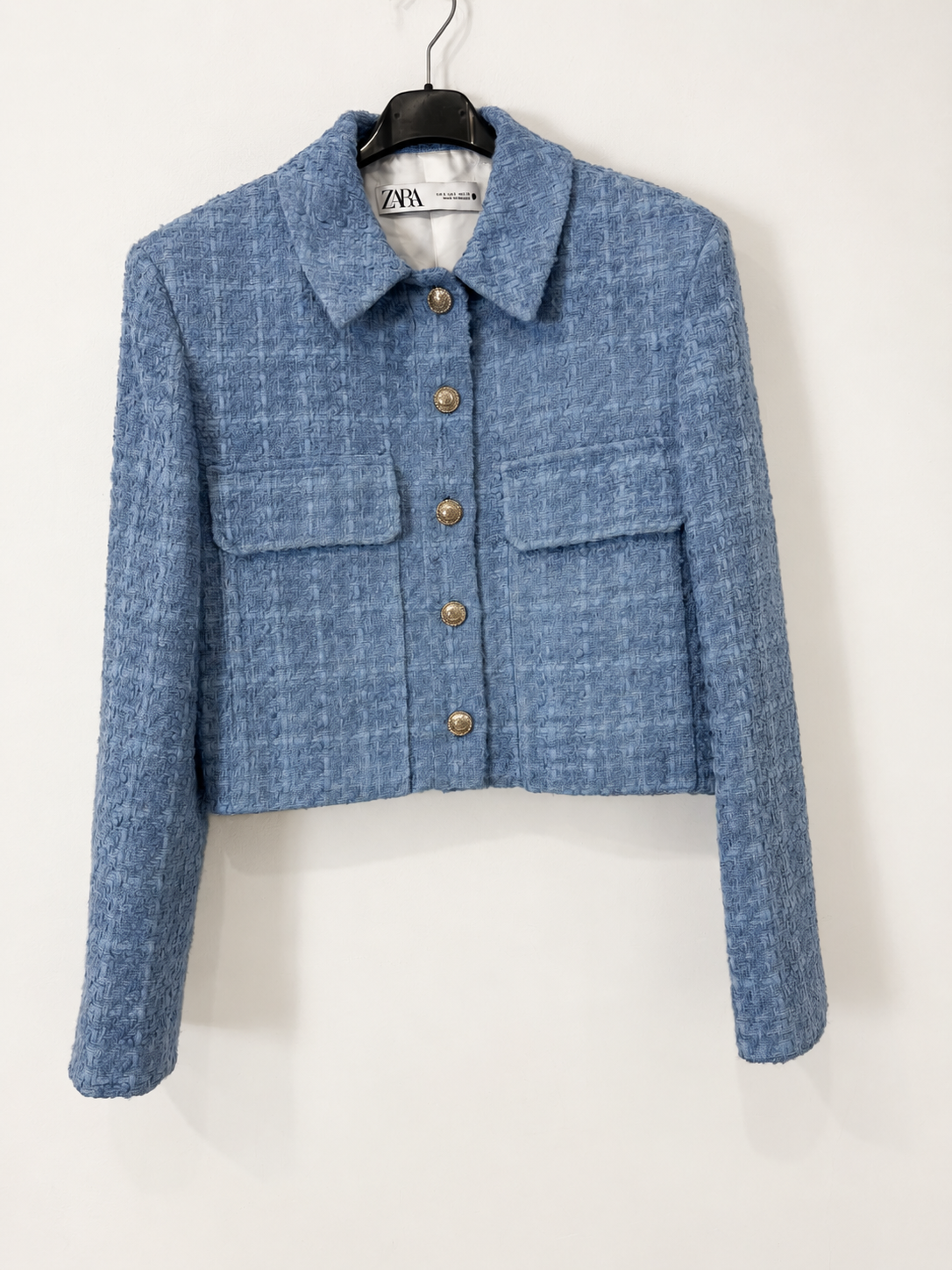 ZARA. Chaqueta tweed azul claro