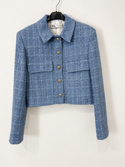 ZARA. Chaqueta tweed azul claro