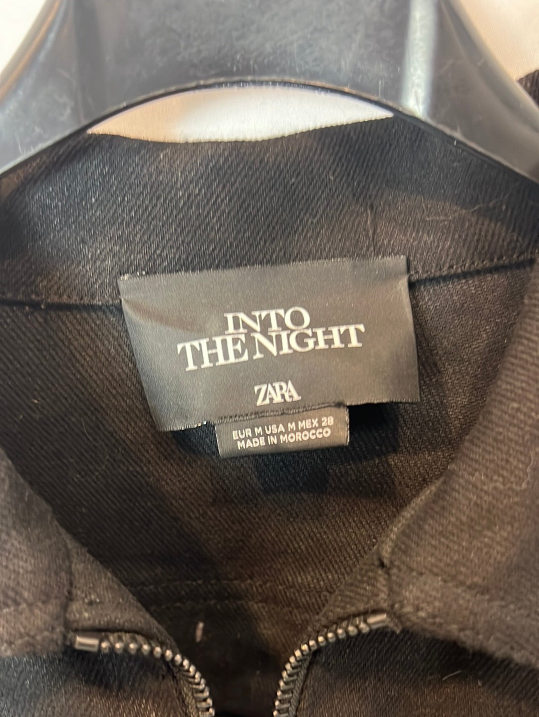 ZARA. Black studded denim jacket TM