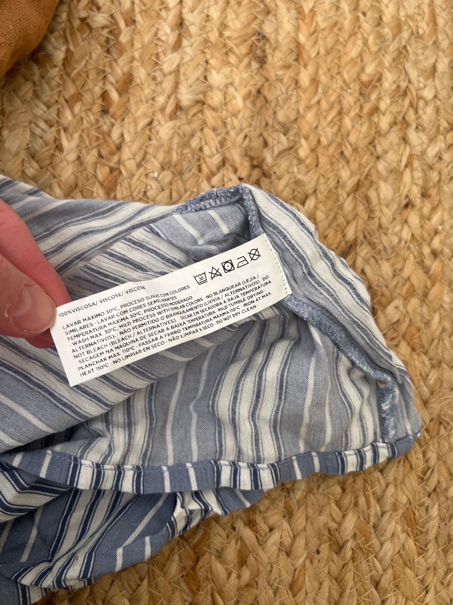 Striped blouse with embroidered details Tm