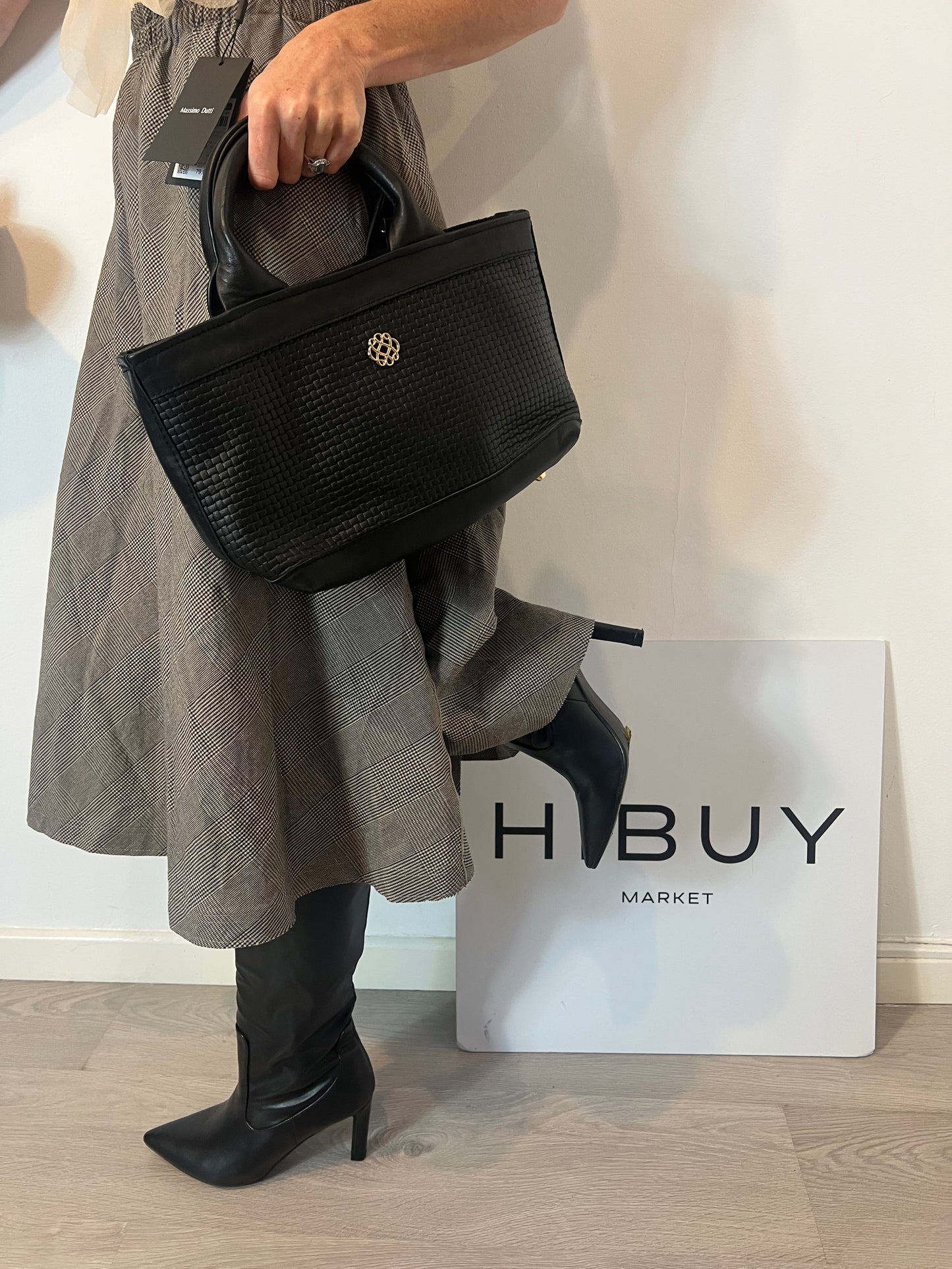 AN AND LEE. Bolso de mano negro