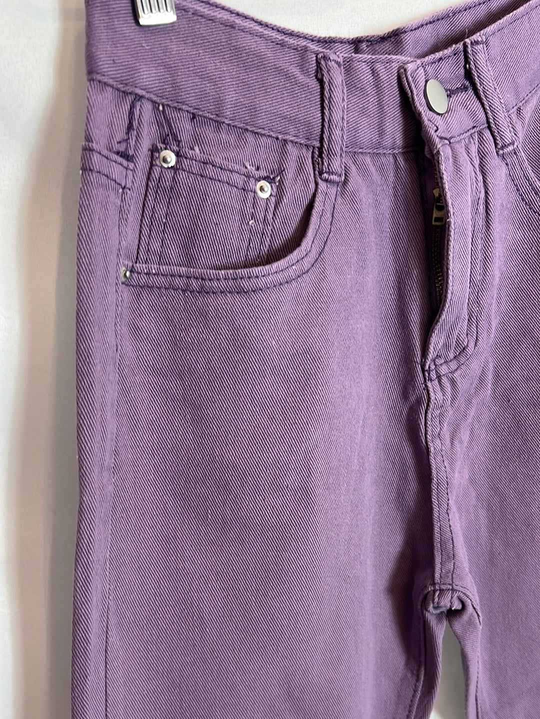 OTRAS. Denim morado mom fit. T S