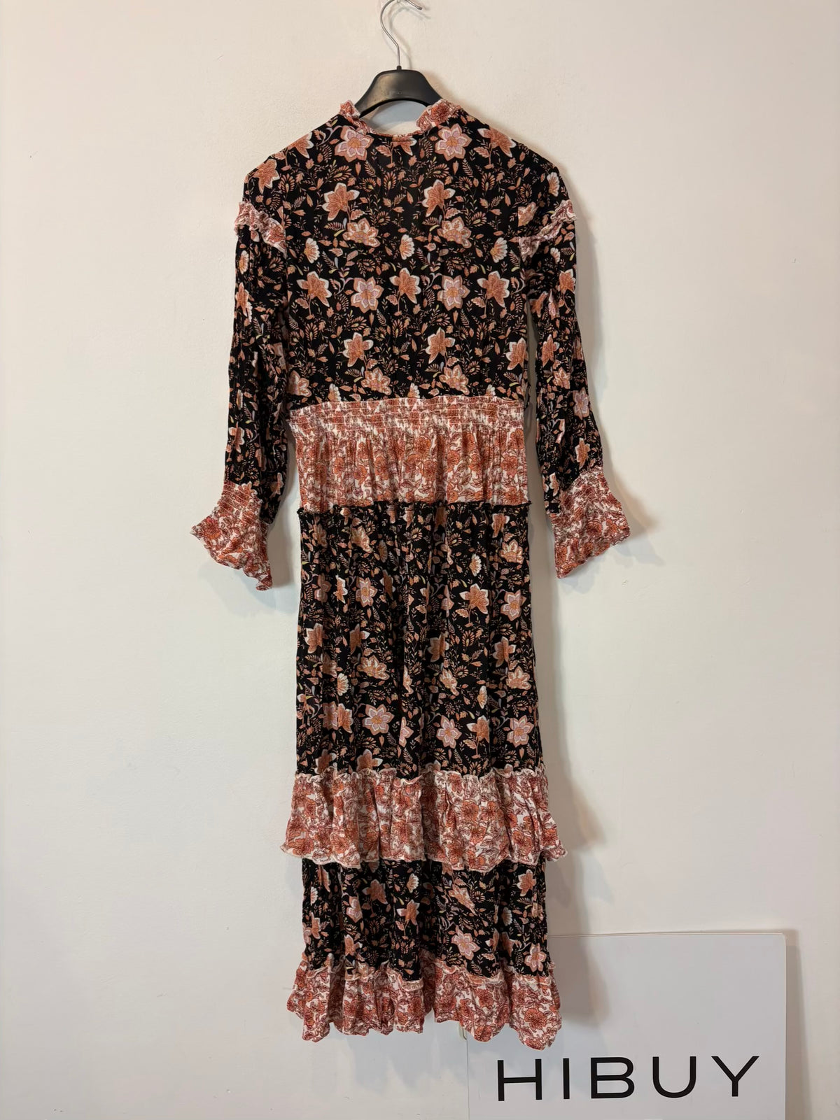 COOSY. Vestido largo estampado vuelo