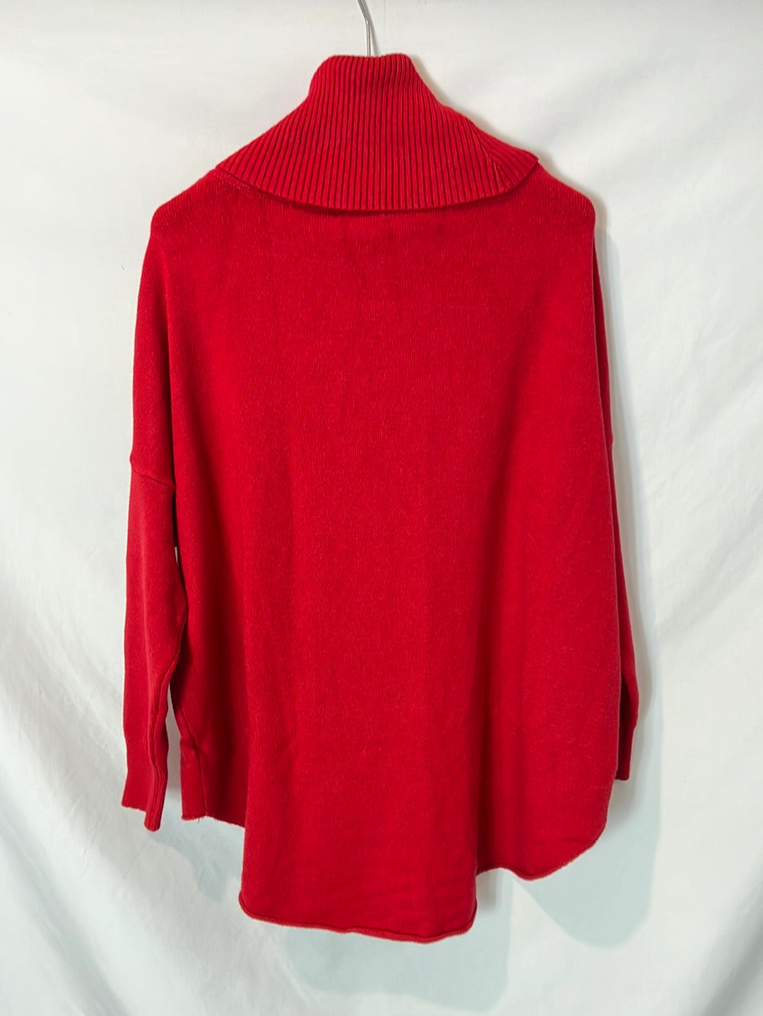 BE COOL. Jersey rojo cuello vuelto. T S/M