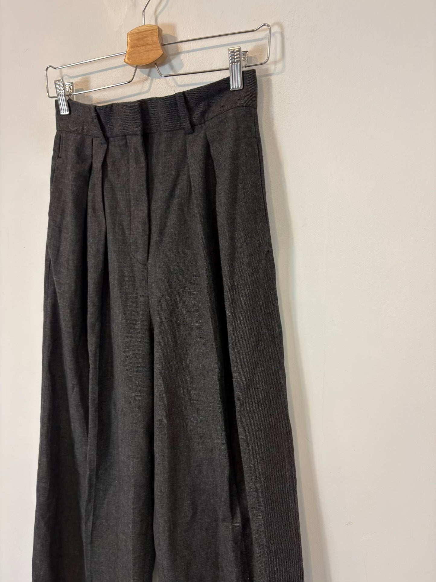 ZARA. Pantalón sastre gris marengo
