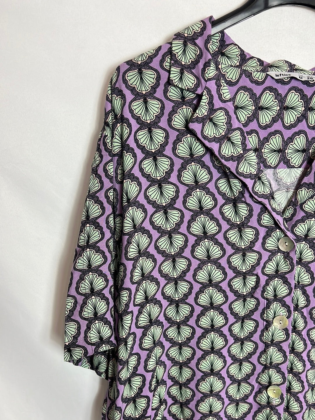 LEFTIES. Total look morado fluido T M