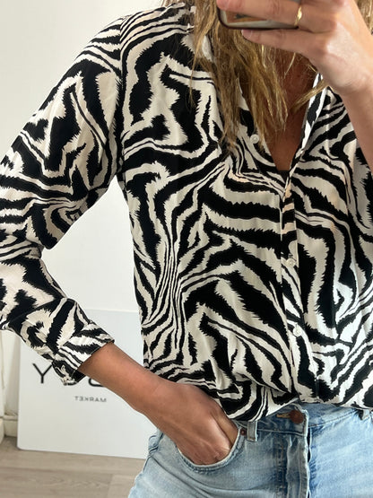 BOTELI. Blusa fluida bicolor. T 40