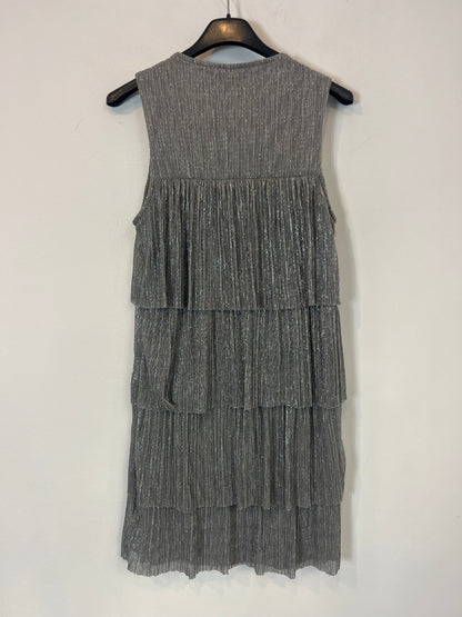 ZARA. Vestido volantes plateado. T S