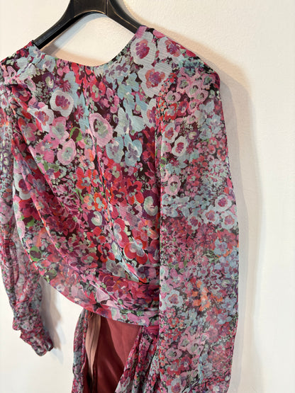 ZARA. Vestido corto abertura  flores. T XS