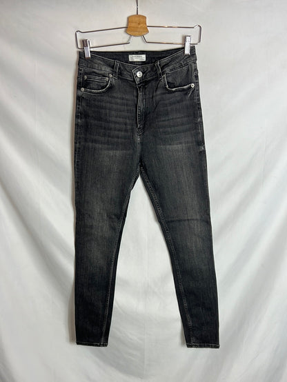 ZARA. Dark grey skinny denim. Size 40