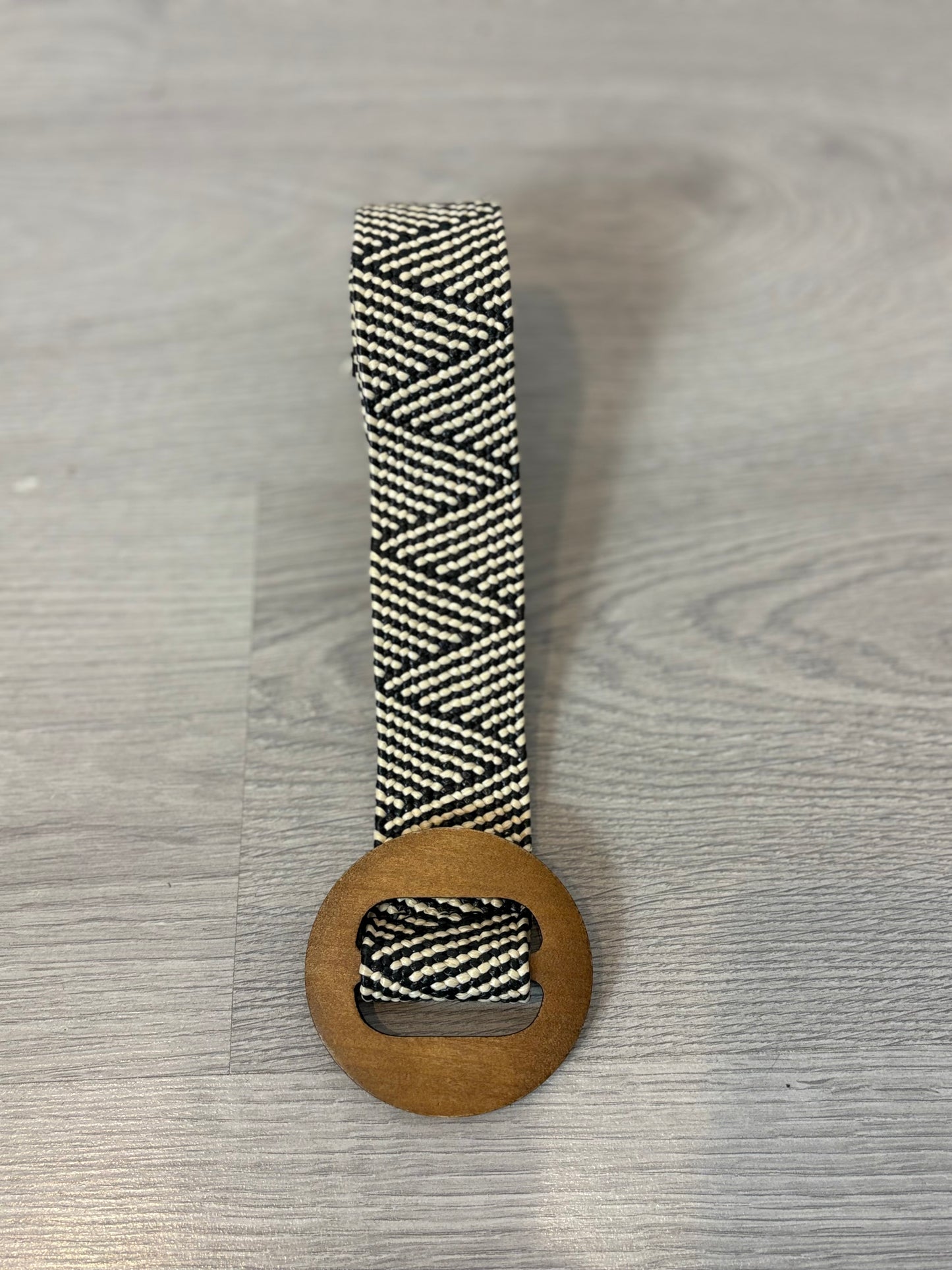 OTRAS. Cinturón elástico zig zag