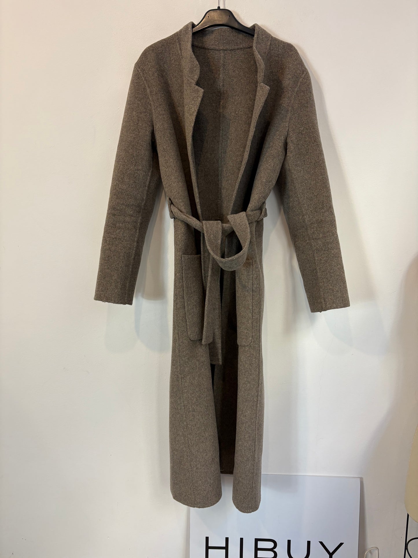 OTRAS. Abrigo largo topo