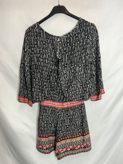 BERSHKA. Printed short jumpsuit. TS