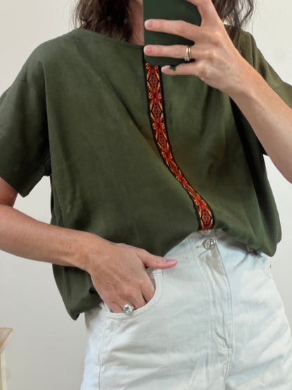 KAUI. Top verde detalle étnico T.m