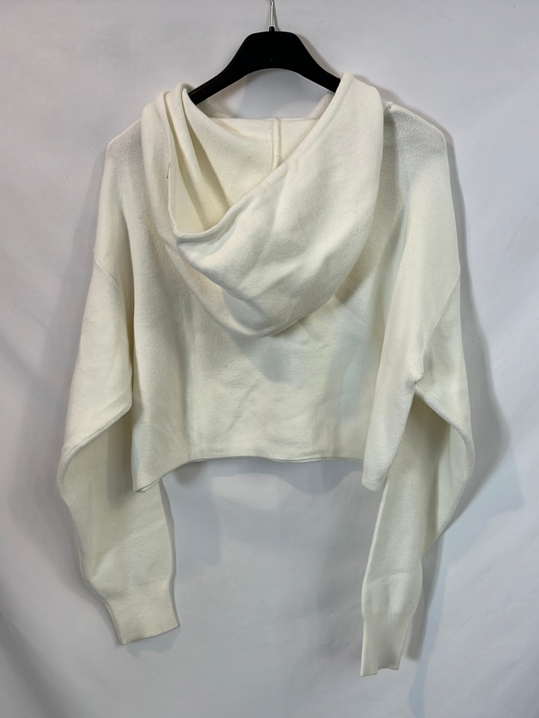 BERSHKA. White knit sweater TM