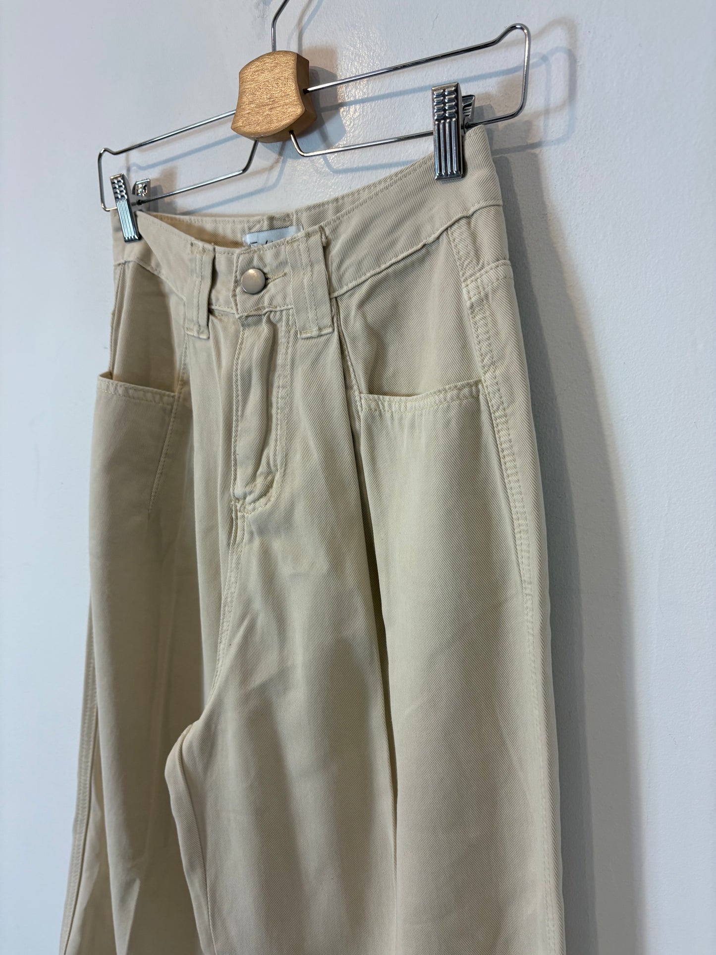 FEELHOO. Pantalón fluido beige. T XS