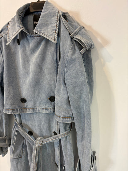 DESIGUAL. Gabardina denim