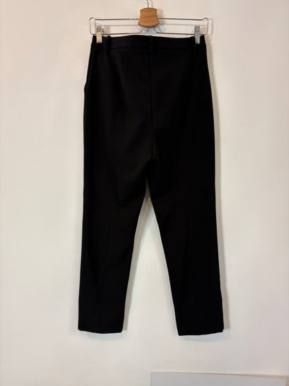 PATRIZIA PEPE. Traje de chaqueta negro botones dorados