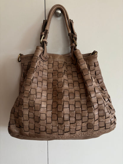 Bolso de hombro  piel trenzado