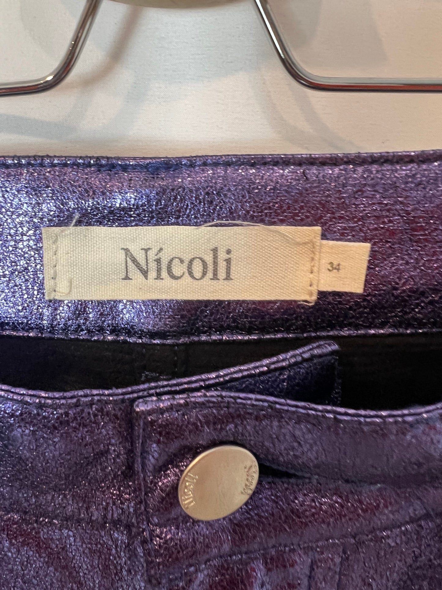 NICOLI. Pantalón encerado morado T.34 (S)