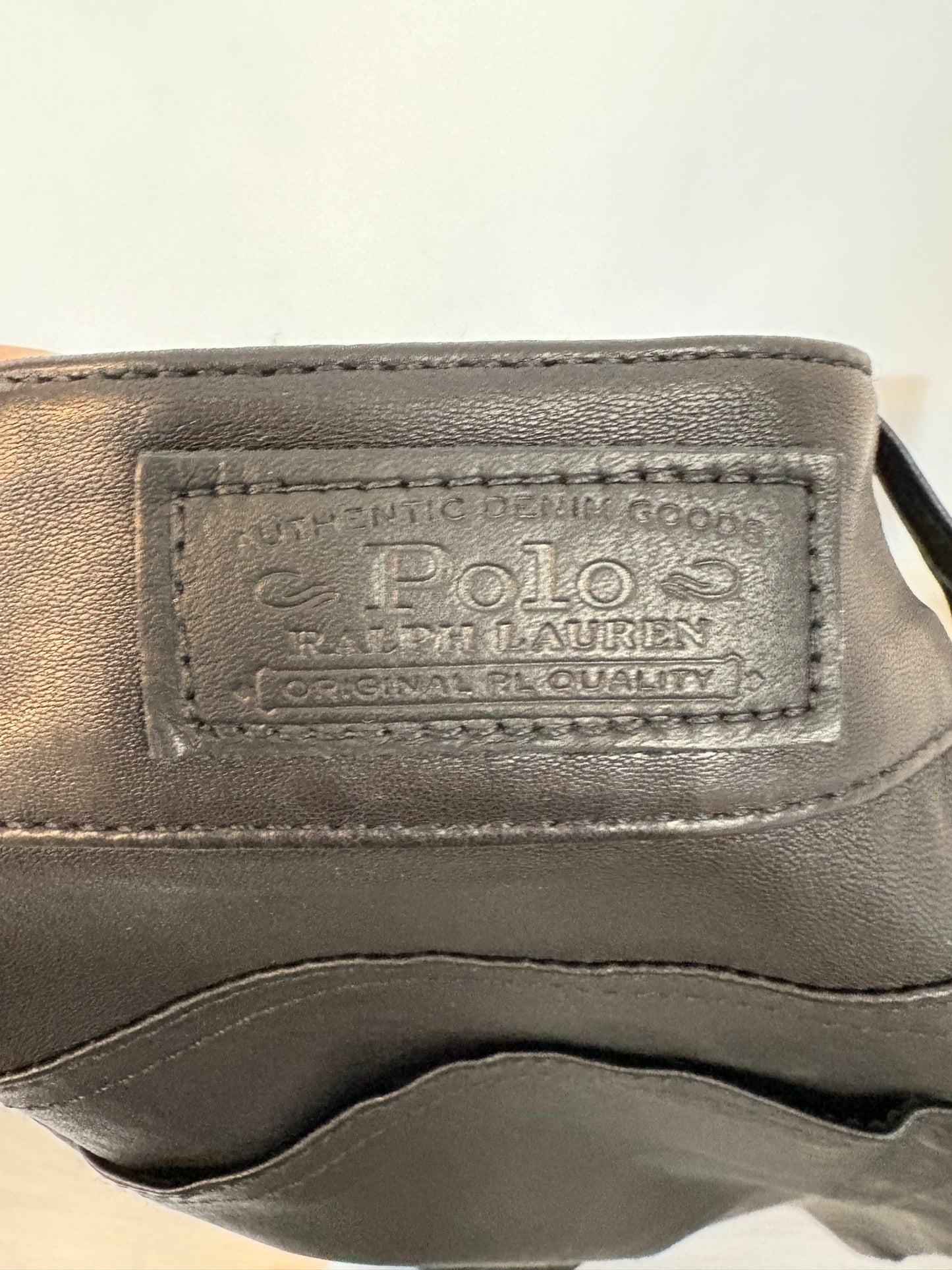 POLO RALPH LAUREN. Pantalón piel negro