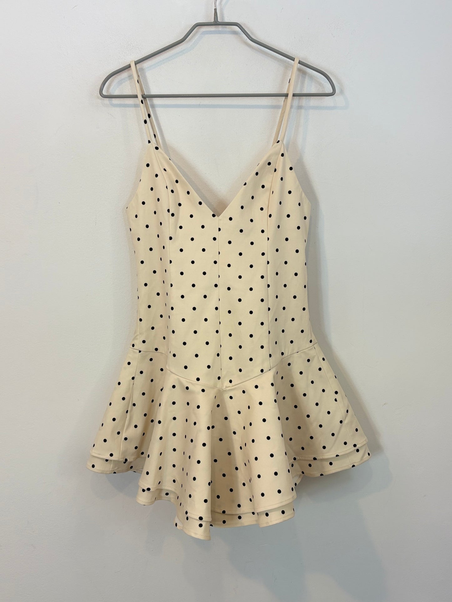 ZARA. Vestido corto lunares