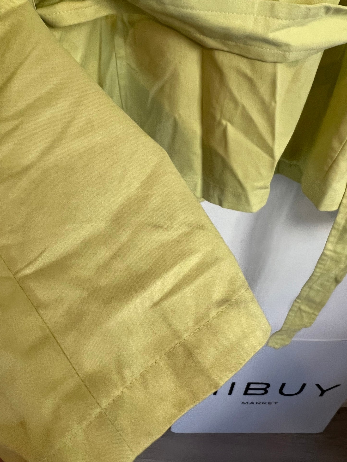 GANT. Gabardina corta verde luna. T L