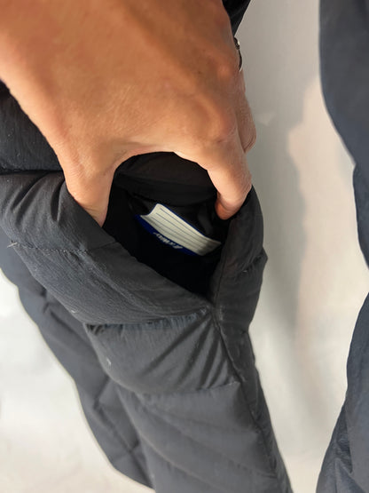 K-WAY SEVEN. Plumas largo reversible negro T.7(m)