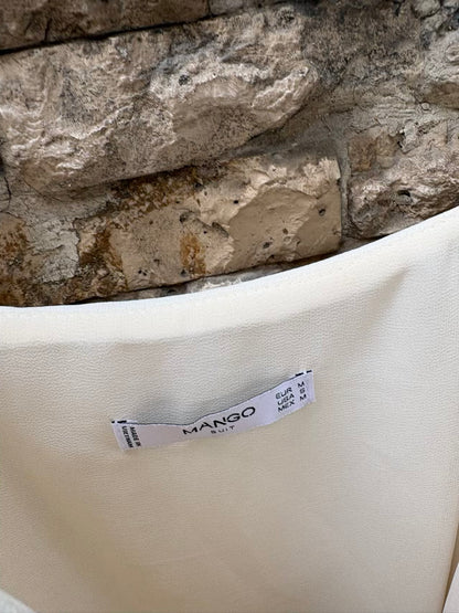 ZARA. Basic white T-shirt. TM