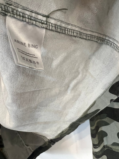 ANINE BING. Chaqueta camuflaje bolsillos. T M