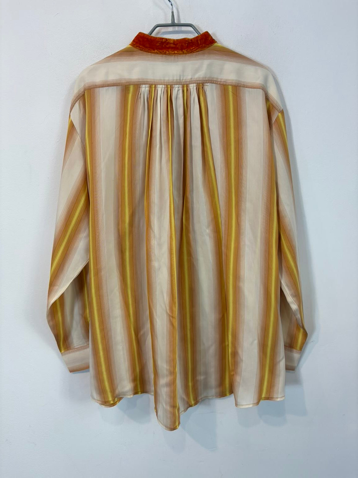 FORTE FORTE. Blusa rayas con seda detalle cuello