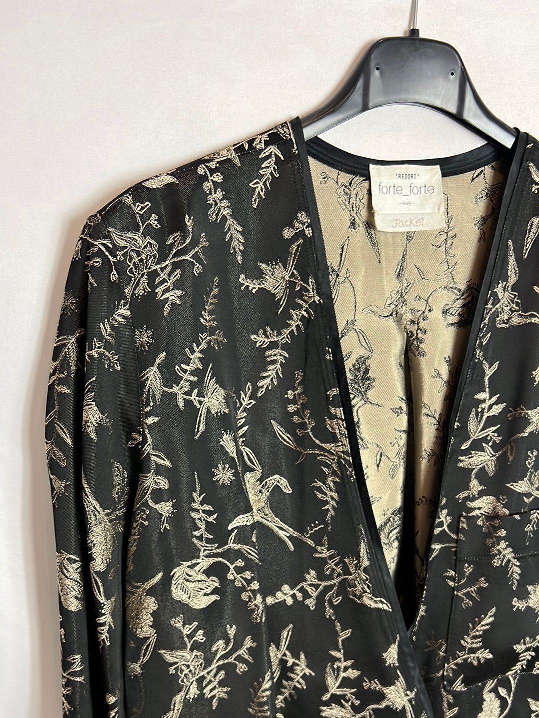 FORTE FORTE. Flowing black jacket with gold embroidery. Size 0(S)
