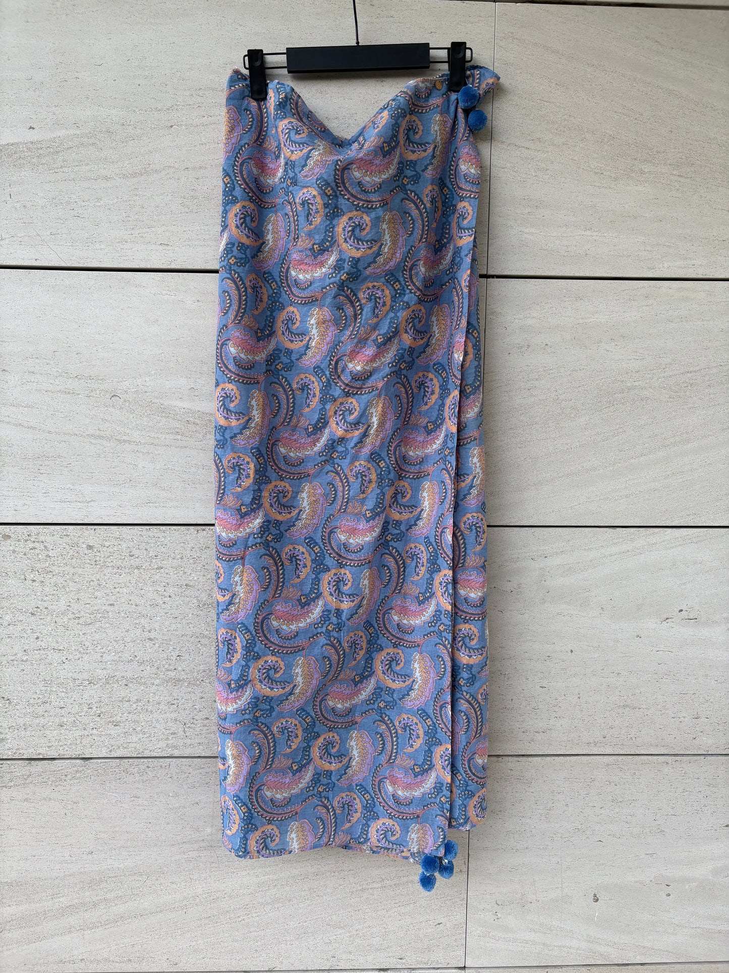 ANTIK BATIK. Pañuelo/ pareo estampado azules