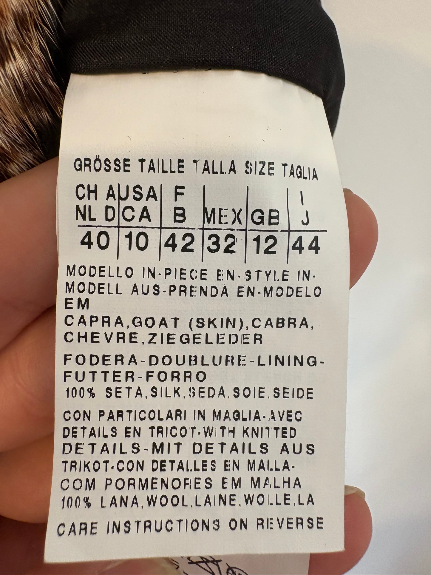 SPORTMAX. Top pelo natural y seda. T 42 (M)