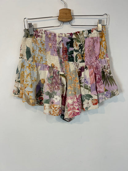 ZARA. Flowy floral trousers Ts