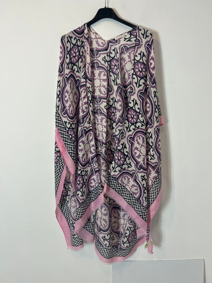 OTRAS. Kimono estampado. TU