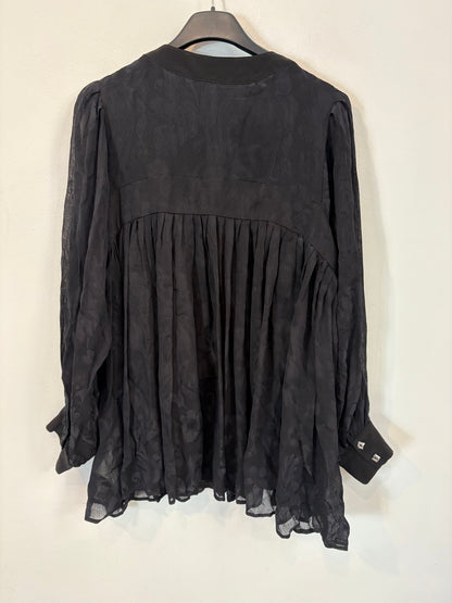 ETRO. Blusa negra con seda. T 42 (38)
