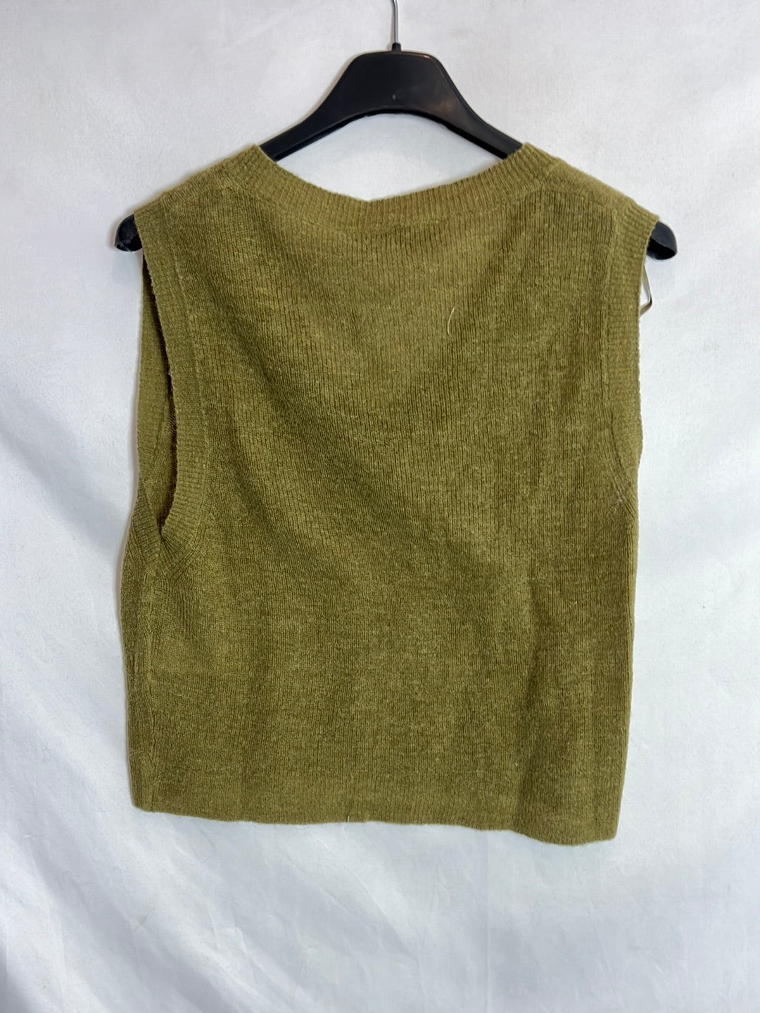ZARA. Jersey sin mangas lana verde. T M