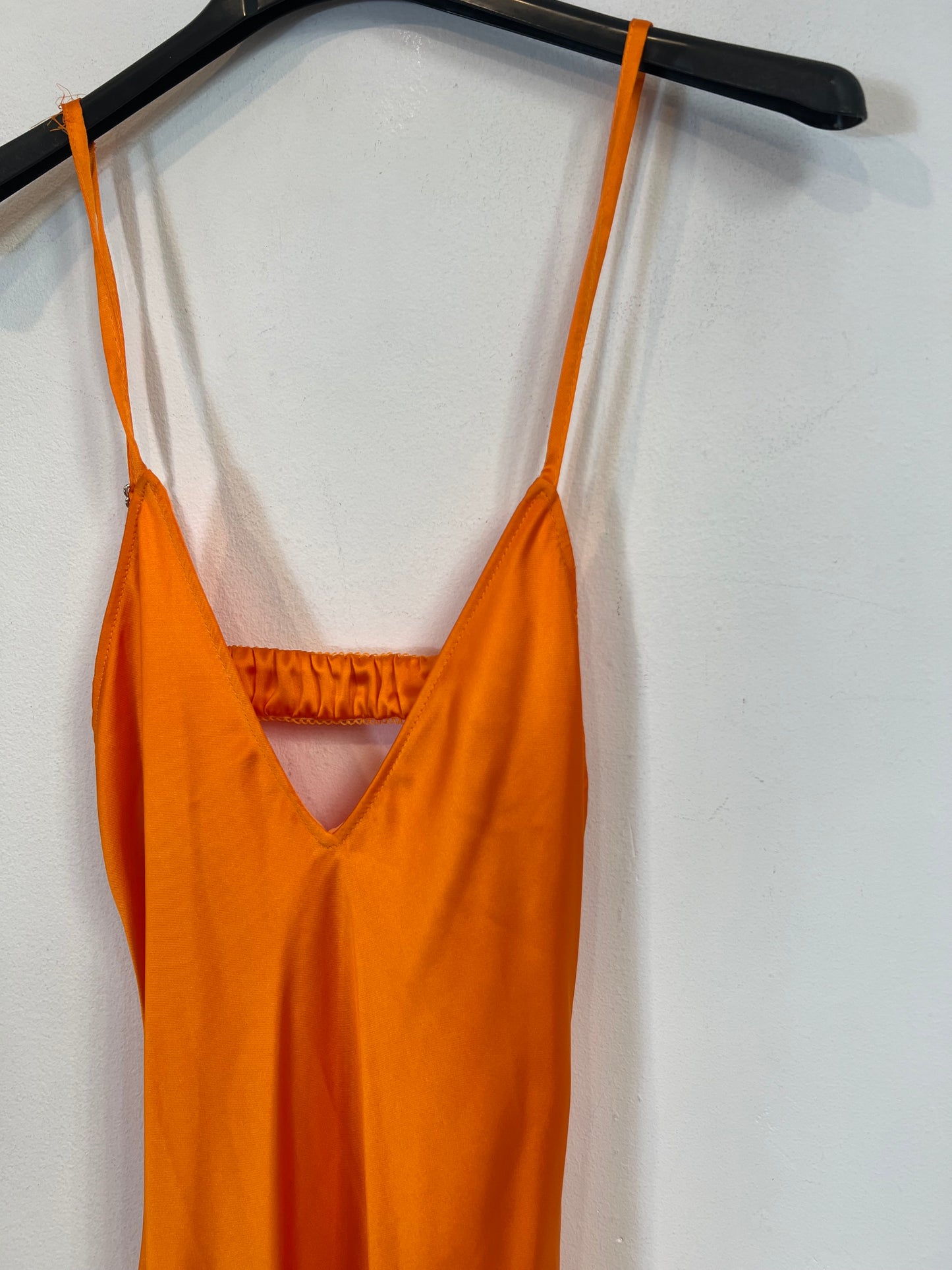 ZARA. Vestido lencero naranja T.s