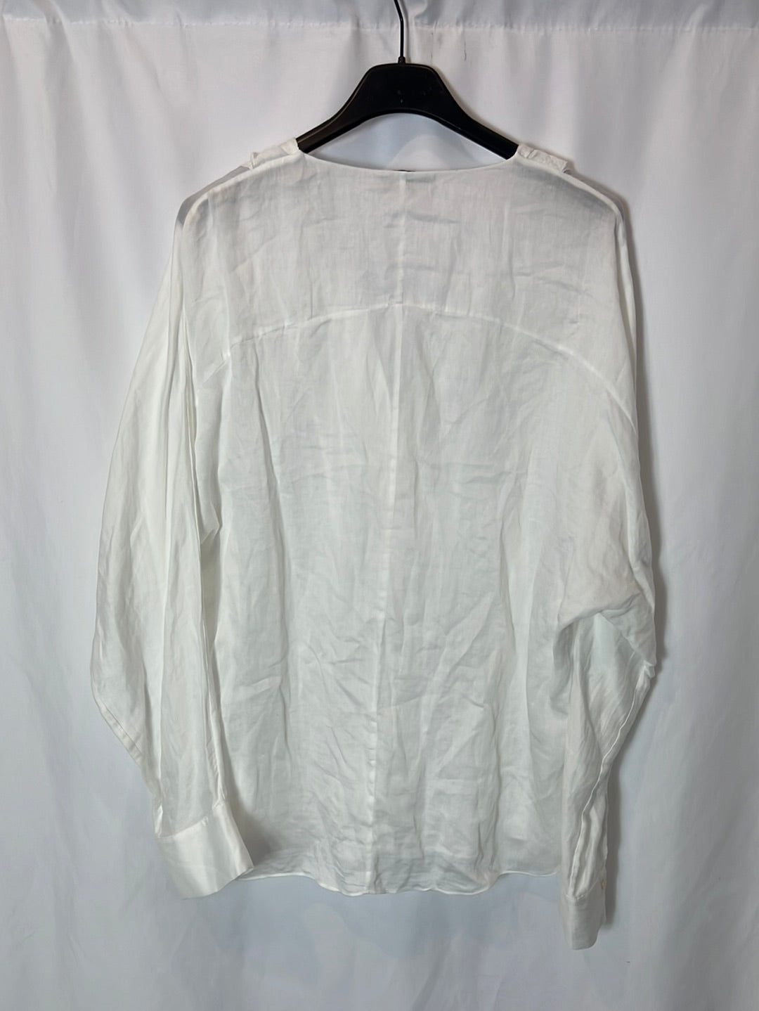 MASSIMO DUTTI. White ruffle blouse. T.S.
