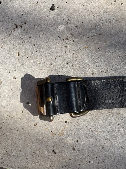 MASSIMO DUTTI. Cinturón negro piel