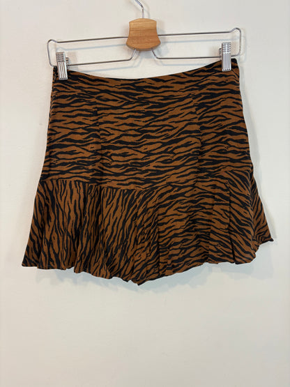 PULL&BEAR. Falda pantalón fluid animal print. T M