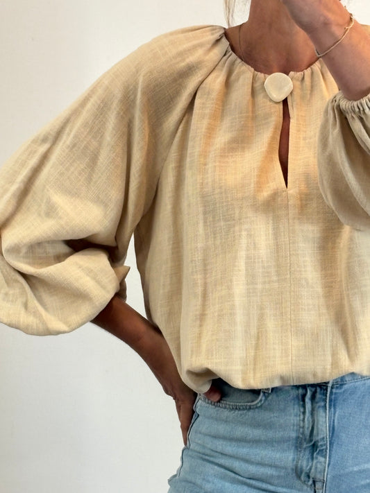 ZARA. Blusa beige textura. T M