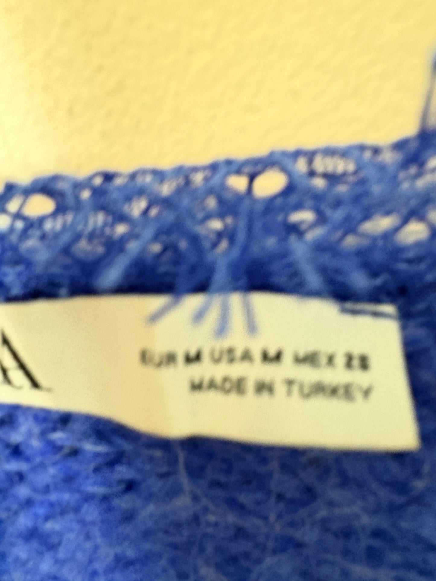 ZARA. Jersey azul  encaje