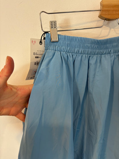 ZARA. Conjunto azul falda y blusa