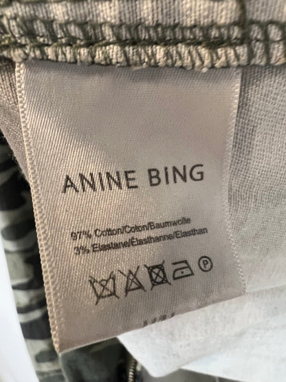 ANINE BING. Chaqueta camuflaje bolsillos. T M