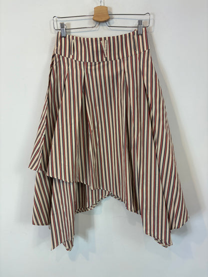 THE LABEL EDITION. Total look falda y blusa rayas asimetrias