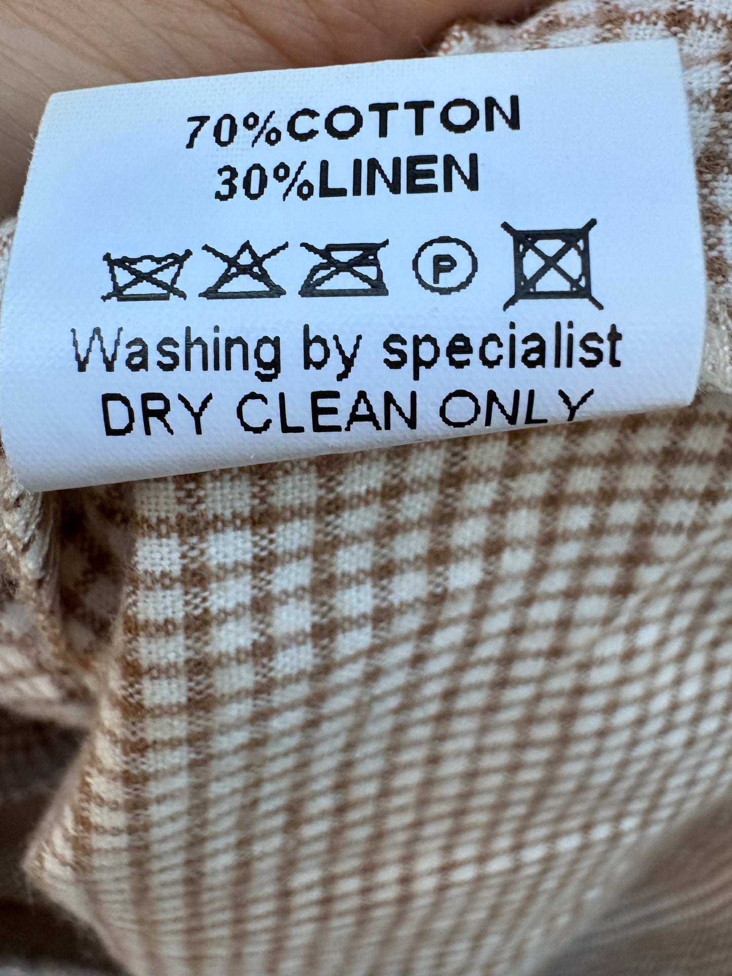 JOSEPHINE. Beige cotton and linen ruffle blouse. T.S.